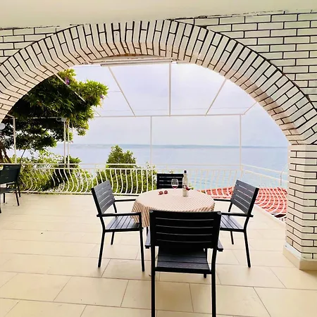 Sea Breeze Apartamento *