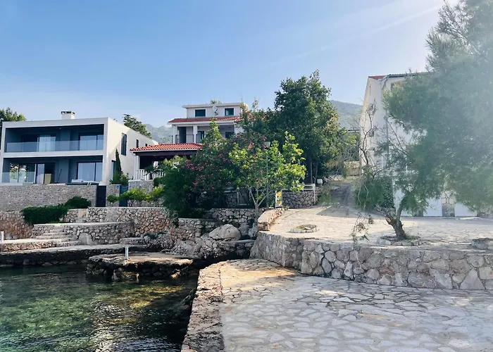 Sea Breeze Apartament *
