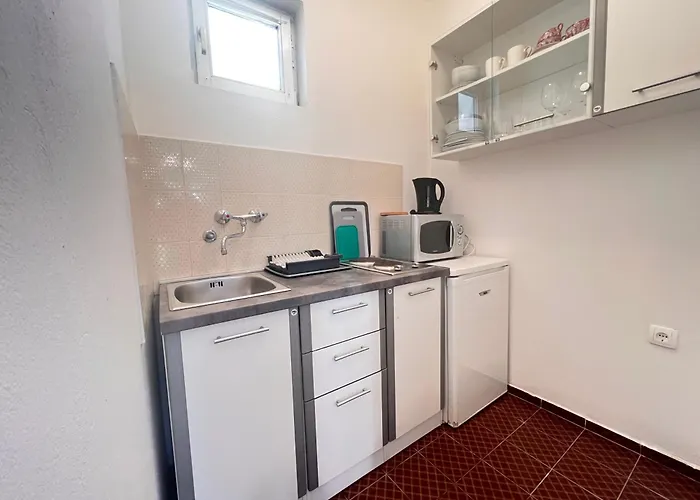 Sea Breeze Apartament *