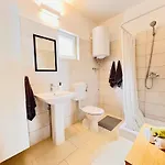 Sea Breeze Apartamento *