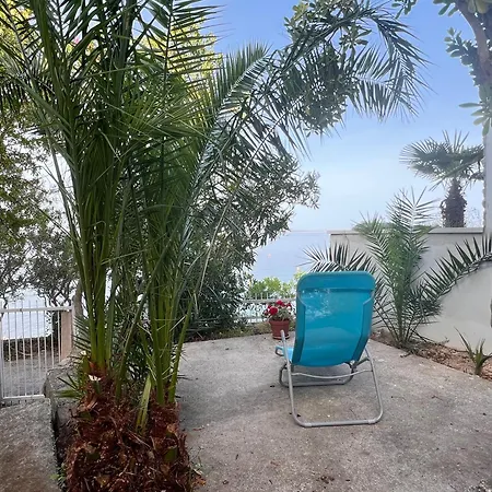 Sea Breeze Apartment