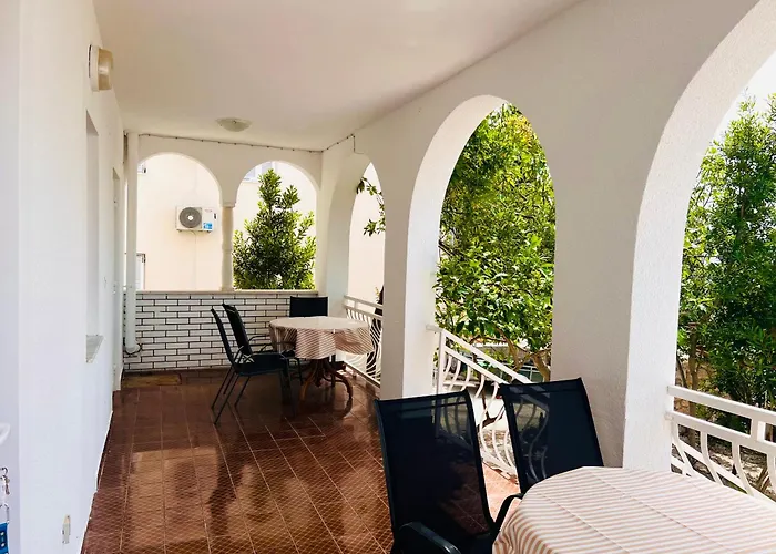 Appartement Sea Breeze Starigrad Paklenica
